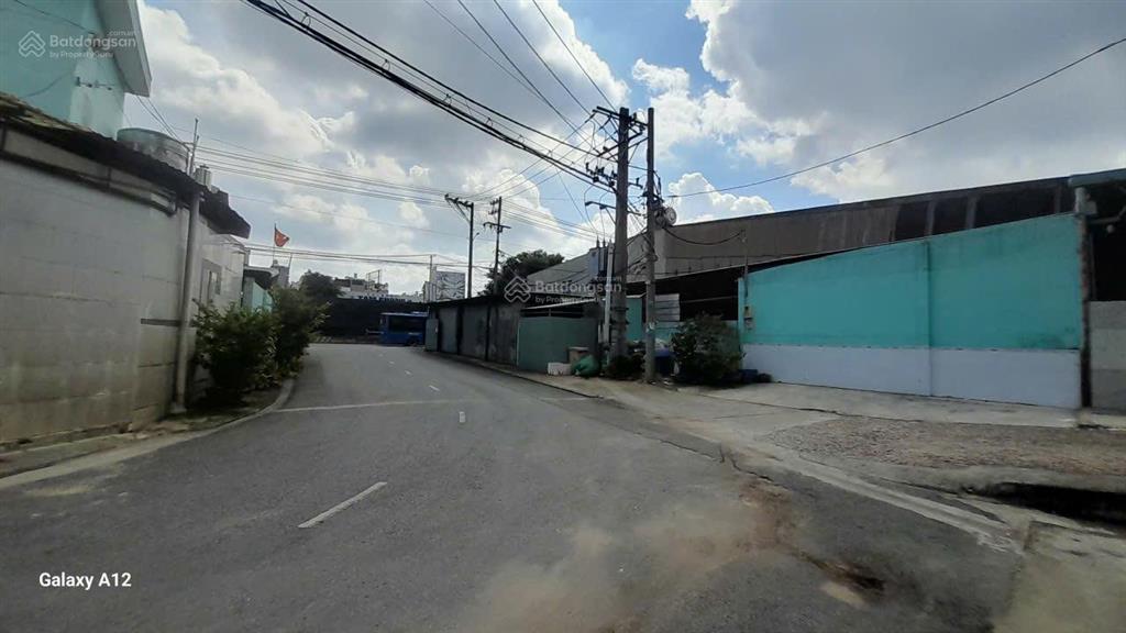 Cho thuê kho, nhà xưởng 200m2 tại quốc lộ 1a, xe công 40f vào đến xưởng cả ngày và đêm  siêu hiếm!