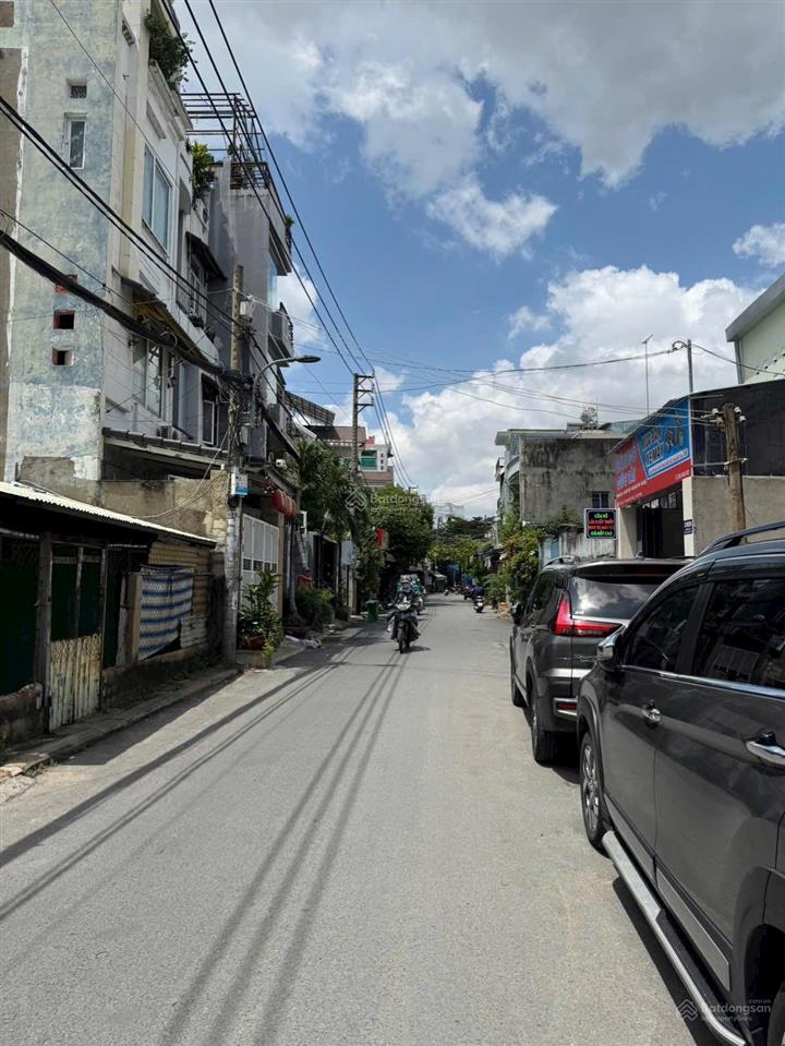 Bán nhà mặt tiền kd  70m2 a4  gần thống nhất  vị trí tiềm năng  shr ko lộ giới  chỉ 6,x tỷ tl