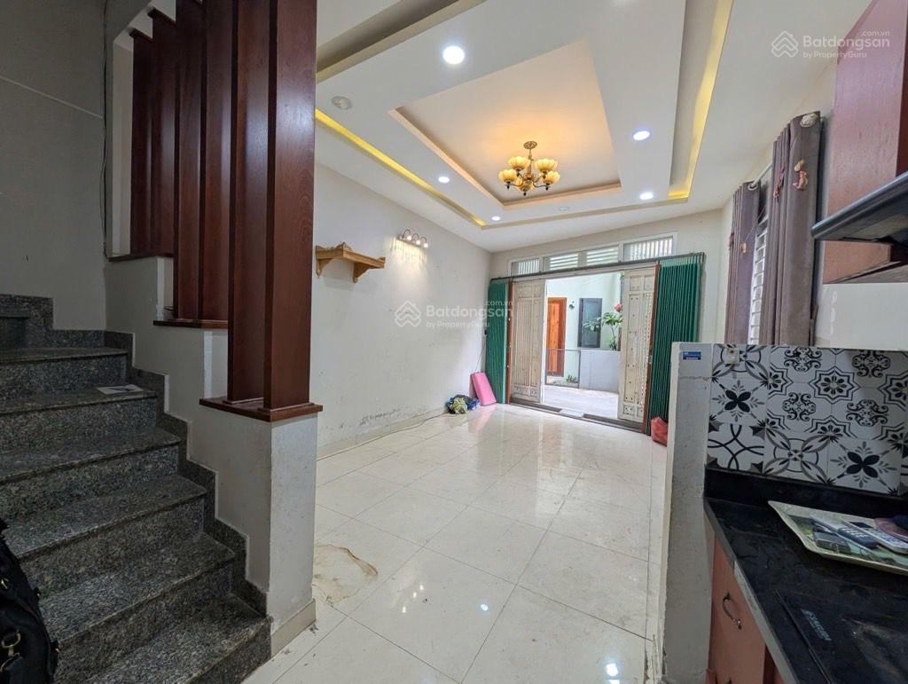 Bán nhà 4 tầng phan xích long  chỉ hơn 6tỷ  ngang 4m nở hậu  hẻm vip sát mt  gấp bán