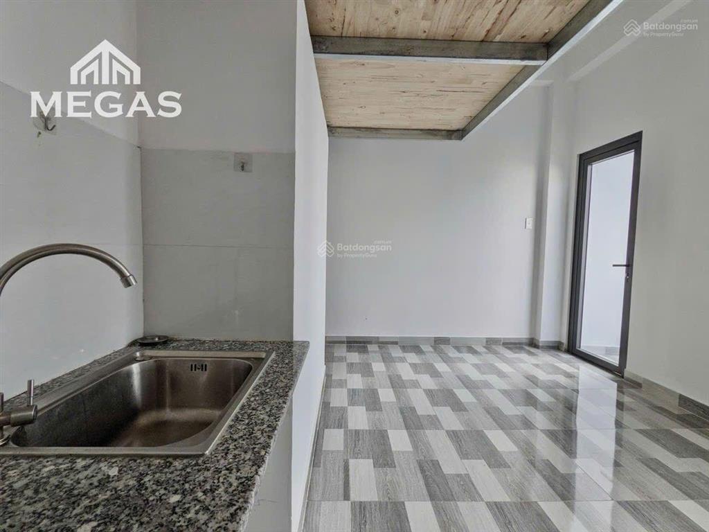 Cho thuê căn hộ duplex có ban công trịnh đình trọng, tân phú gần công viên đầm sen, đh văn hiến