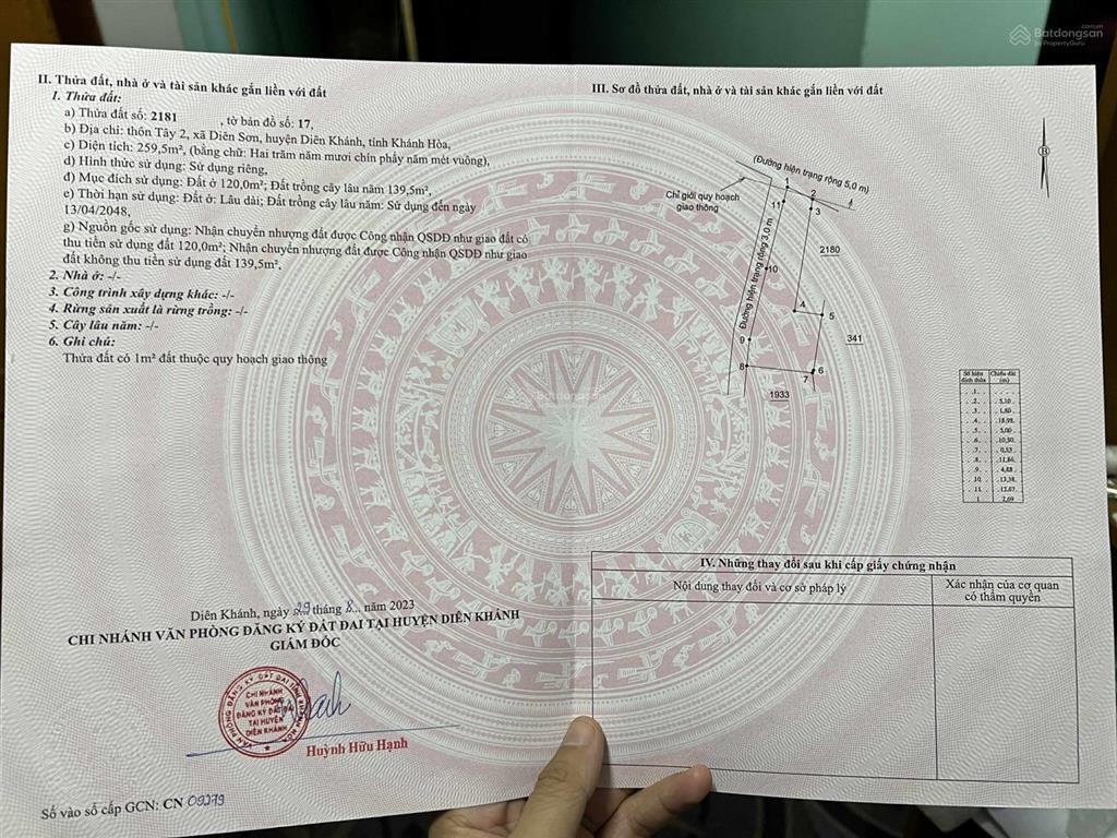 Nhà mặt tiền đường đồng cây da diên sơn