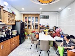 Khu đồng bộ ô tô ngủ trong nhàđẹp ở ngay61m24 tầng4pnphạm văn chiêu gvchỉ 8tỷ3 tl