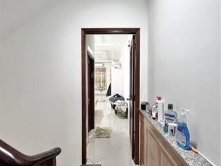 Hxhgần bv hồng đứcnhà ở ngay79m2no hậu4tầng4pnquang trung p10 gvchỉ 8,385 tỷ tl