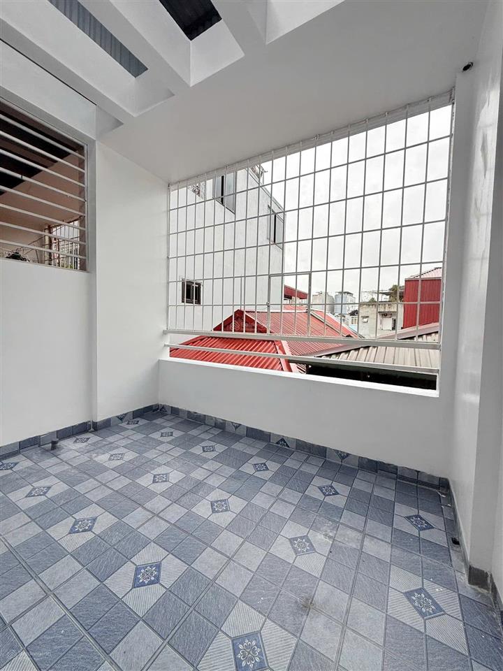 Bán nhà phố thái thịnh ngõ thoáng rộng vf3 lùi cửa, vài bước chân ra phố, diện tích 38m2x5tầng