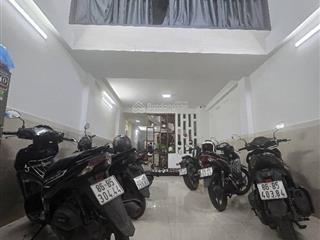 Bán nhà hxh . ô tô ngủ trong nhà . nguyễn thị thập . q7. kết cấu 5 tầng . chỉ 11 đồng nhỉnh