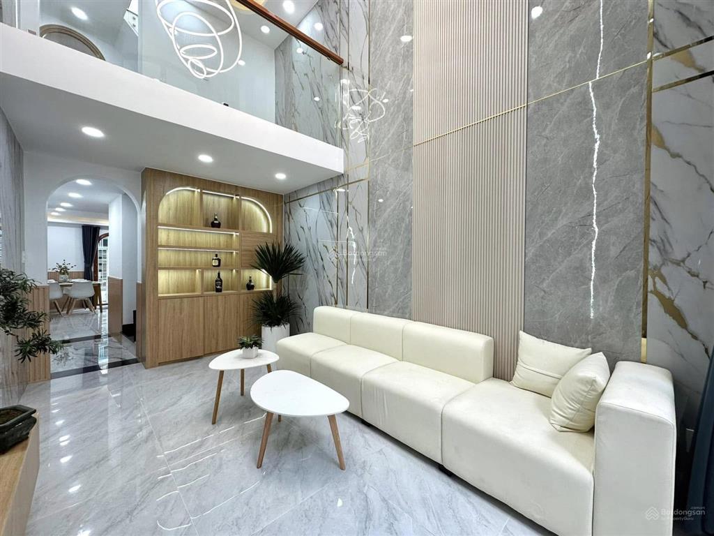 Sát ga metro !bán nhà phân lô cầu diễn 120m2x5t, lô góc, ô tô tránh, ngõ thông,mt=18m, giá 20.5 tỷ