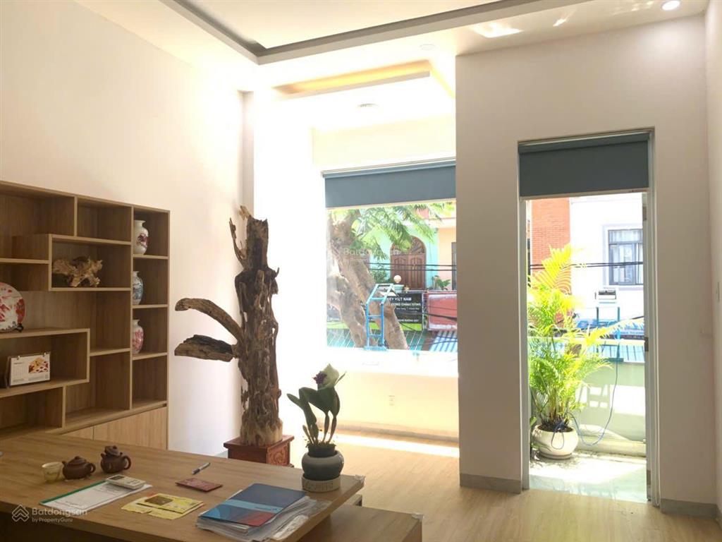 Siêu hiếm! nhà 2 tầng  mặt tiền đường hoàng văn thụ  trung tâm tp. nha trang