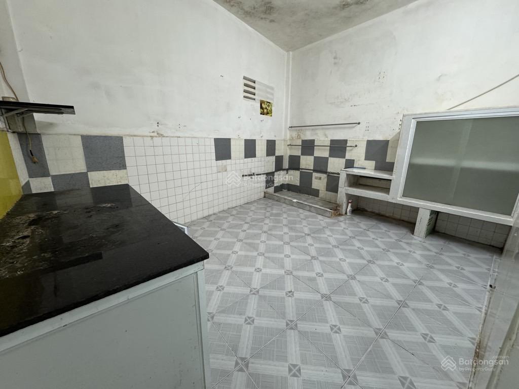 Hẻm xe hơi nguyễn kiệm 2 tầng (4,5x23)m 100m2