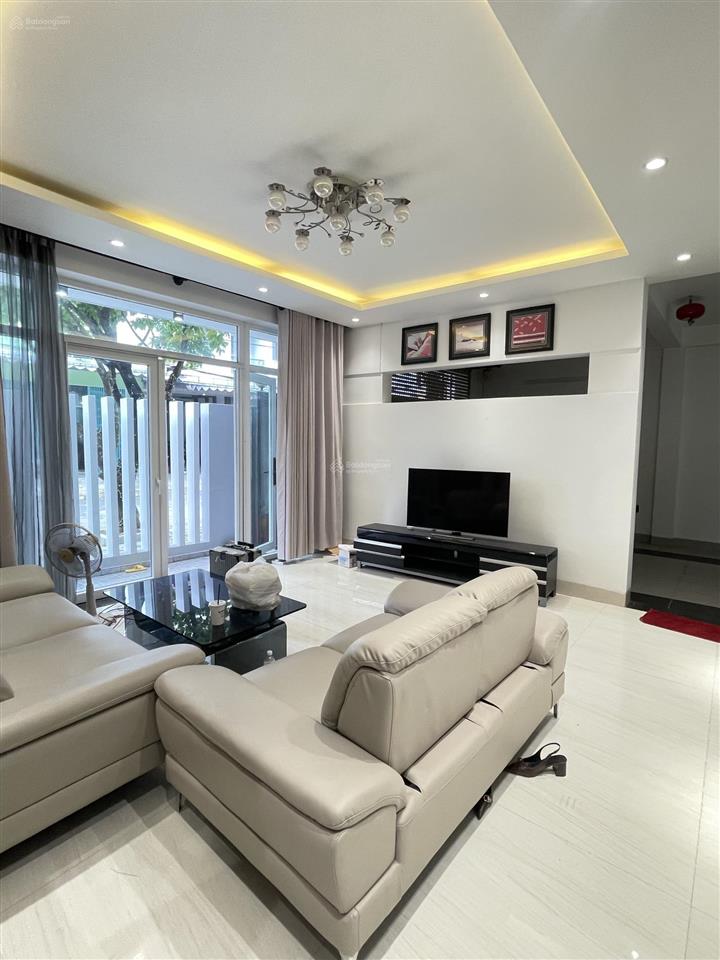 Bán nhà 3 tầng hiếm trung tâm hải châu sát các trường đại học lớn tại đà nẵng