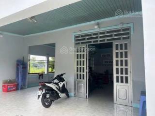 Cần bán gấp nhà cấp 4 đường nguyễn thị nị, xã phước hiệp củ chi, dt 135m2  sổ hồng riêng