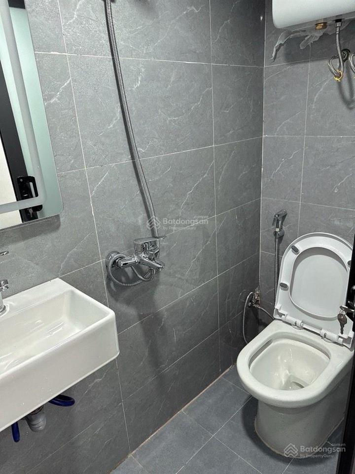 Hiếm  nhanh tay mới còn  nhà đẹp  trung tâm, gần trường, gần chợ, cách hồ hai bà trưng vài bước