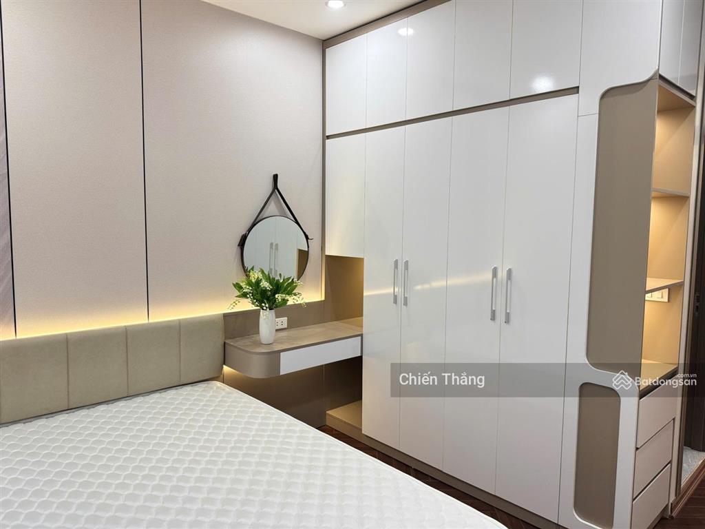 Chính chủ bán gấp căn 3pn2wc, 85m2, giá 8.1 tỷ tại 17t7 kđt trung hòa, full nội thất,  0985 284 ***