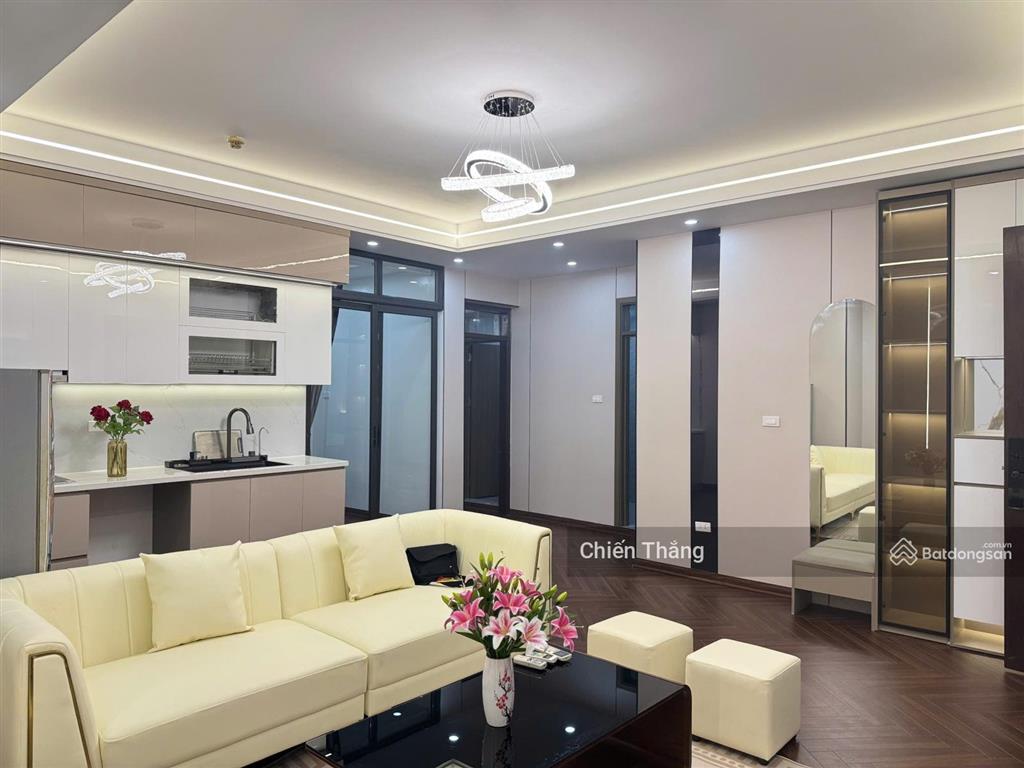 Chính chủ bán gấp căn 3pn2wc, 85m2, giá 8.1 tỷ tại 17t7 kđt trung hòa, full nội thất,  0985 284 ***