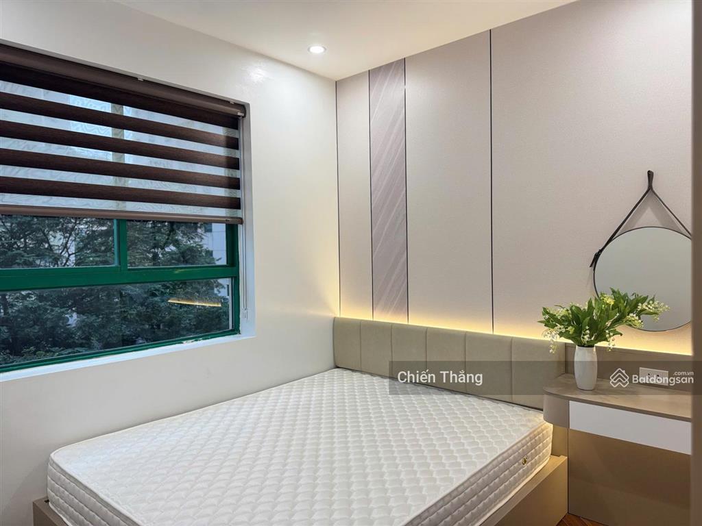 Chính chủ bán gấp căn 3pn2wc, 85m2, giá 8.1 tỷ tại 17t7 kđt trung hòa, full nội thất,  0985 284 ***