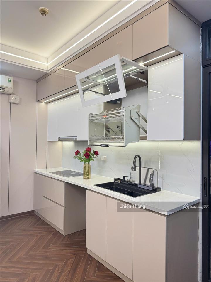 Chính chủ bán gấp căn 3pn2wc, 85m2, giá 8.1 tỷ tại 17t7 kđt trung hòa, full nội thất,  0985 284 ***