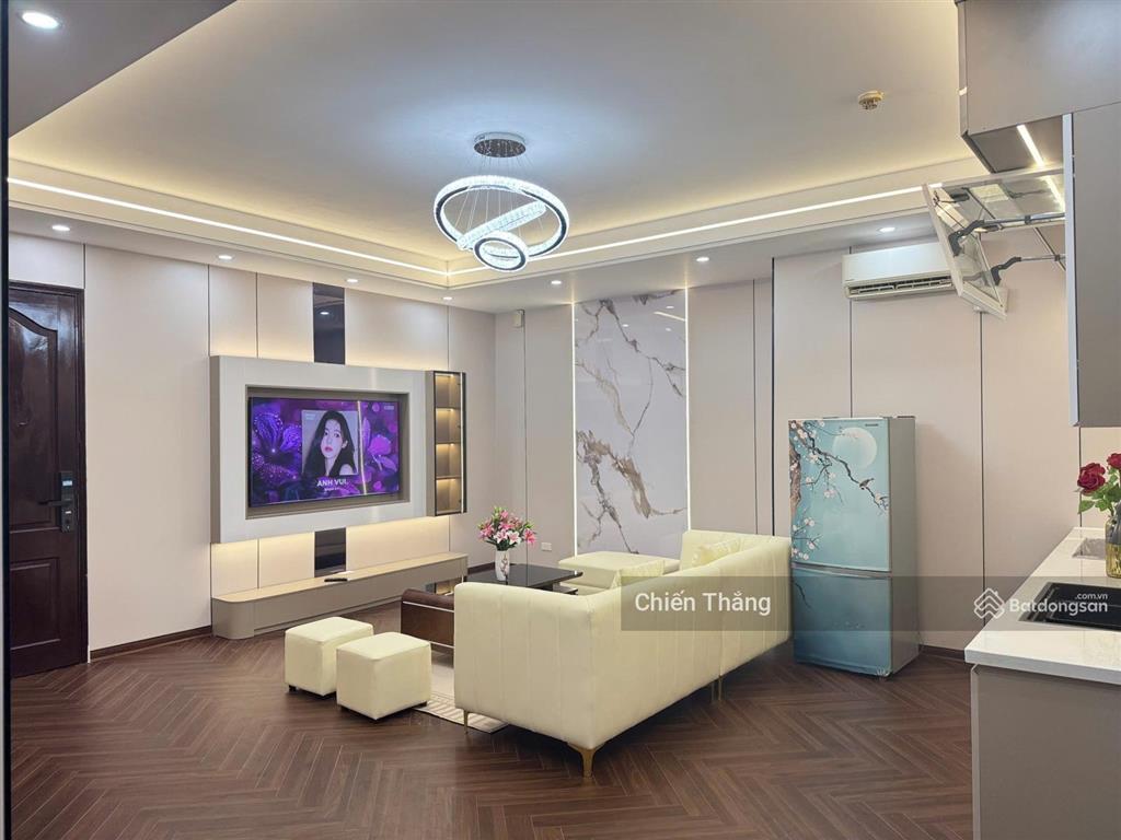 Chính chủ bán gấp căn 3pn2wc, 85m2, giá 8.1 tỷ tại 17t7 kđt trung hòa, full nội thất,  0985 284 ***