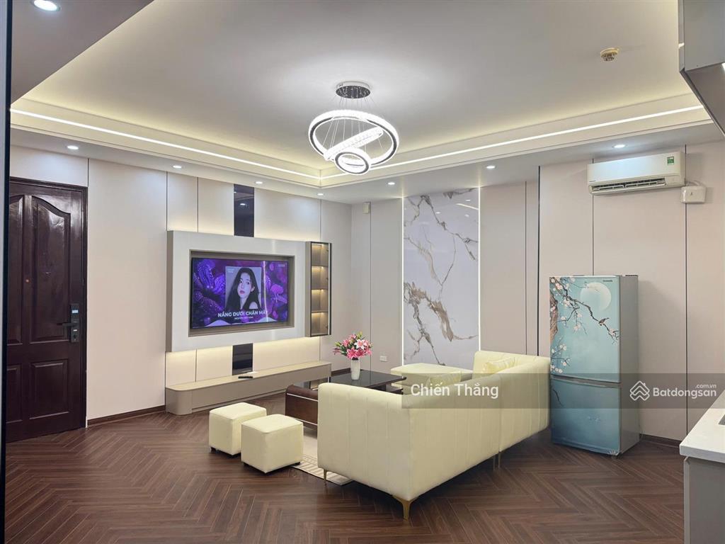 Chính chủ bán gấp căn 3pn2wc, 85m2, giá 8.1 tỷ tại 17t7 kđt trung hòa, full nội thất,  0985 284 ***