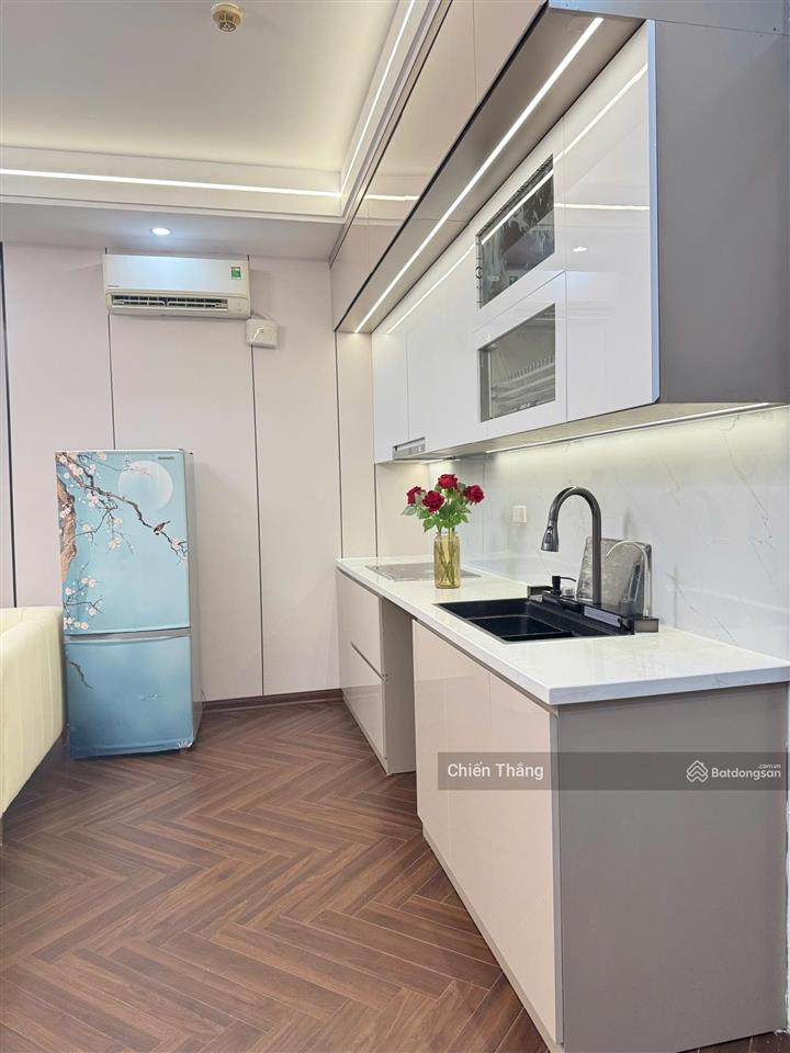 Chính chủ bán gấp căn 3pn2wc, 85m2, giá 8.1 tỷ tại 17t7 kđt trung hòa, full nội thất,  0985 284 ***