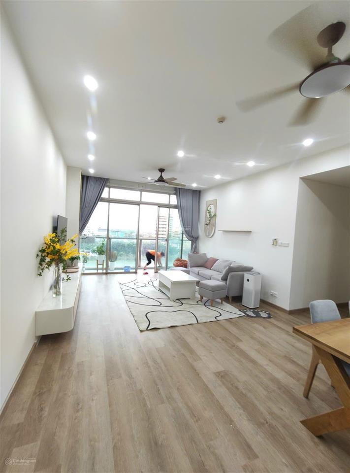 Hàng hiếmchủ cần bán nhanh 3 phòng ngủ the vista an phú có ban công dài, rộng, view thoáng, sổ sẵn