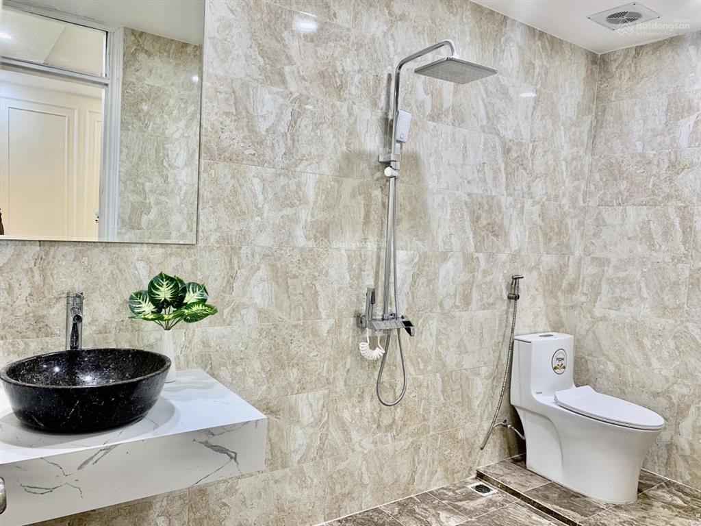 Chính chủ bán căn 116m2 2pn +2wc full nội thất giá 9.6 tỷ tại cc 17t4 thnc