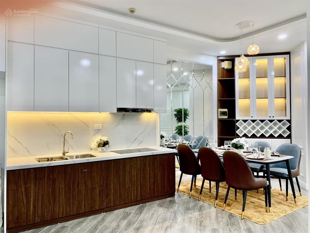 Chính chủ bán căn 116m2 2pn +2wc full nội thất giá 9.6 tỷ tại cc 17t4 thnc