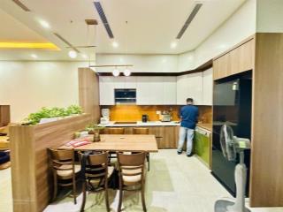 5 tầng xây mới phân lô nghĩa tân dt 25/30m2 . nhỉnh 10 tỷ