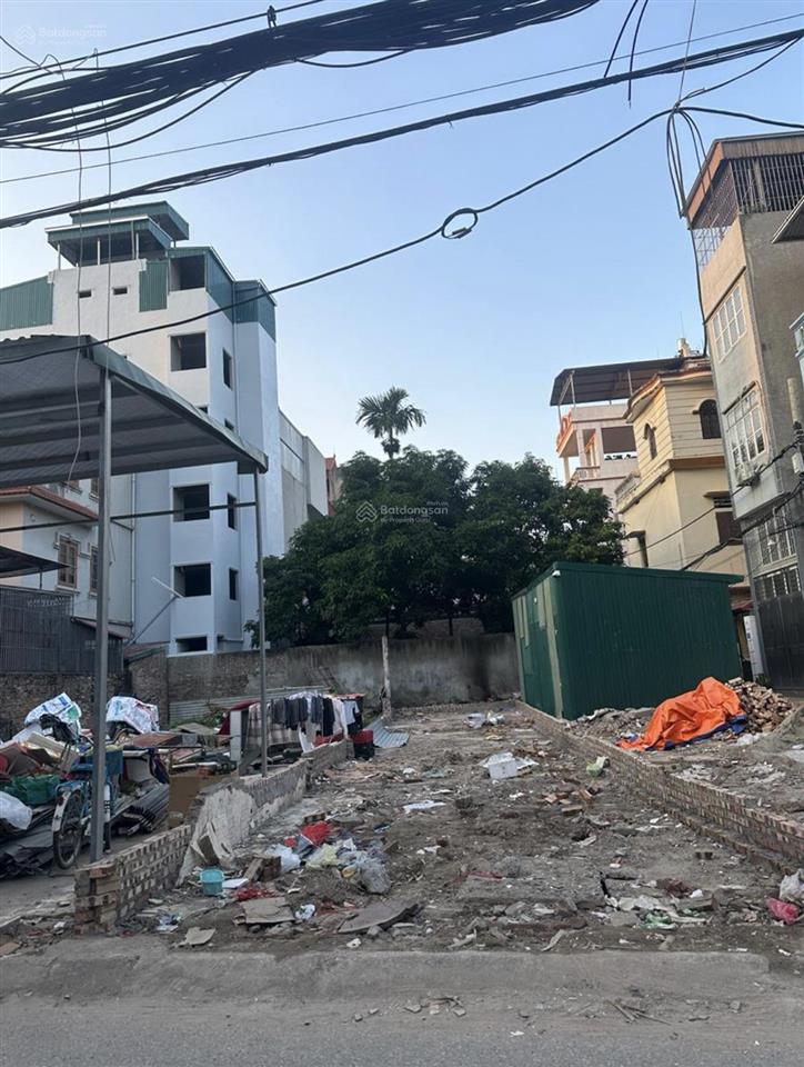 Bán đất tại đường nguyễn đạo an, phường phú diễn dt 90m2, giá 21 tỷ. đất có mặt tiền 4.4m.