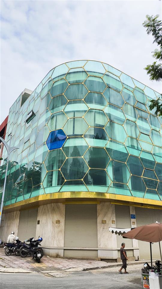 Cần bán tòa nhà văn phòng 5 tầng (771m2 sàn)