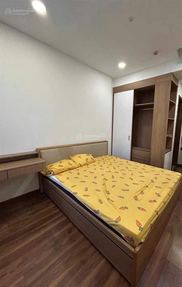 Chính chủ cần bán nhanh "the golden star quận 7" sổ riêng  80m2  2pn + 2wc  giá cực tốt