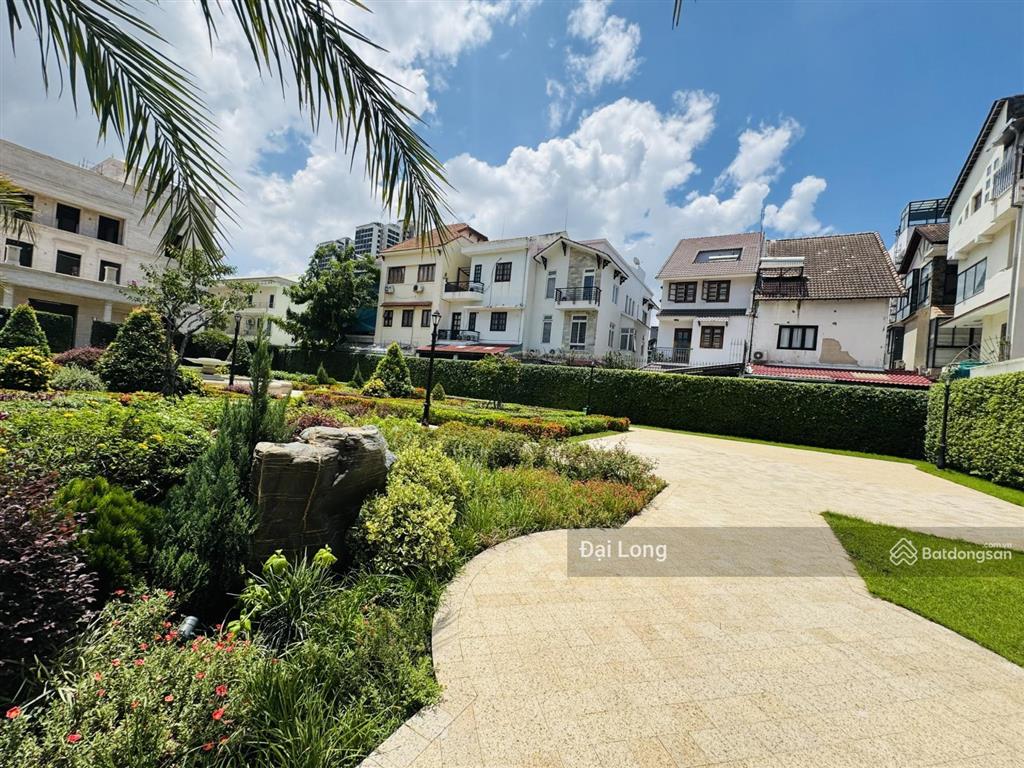 Khuôn đất vip nhất thảo điền 7,5x23m tổng 173m2 có công viên nội khu riêng biệt.