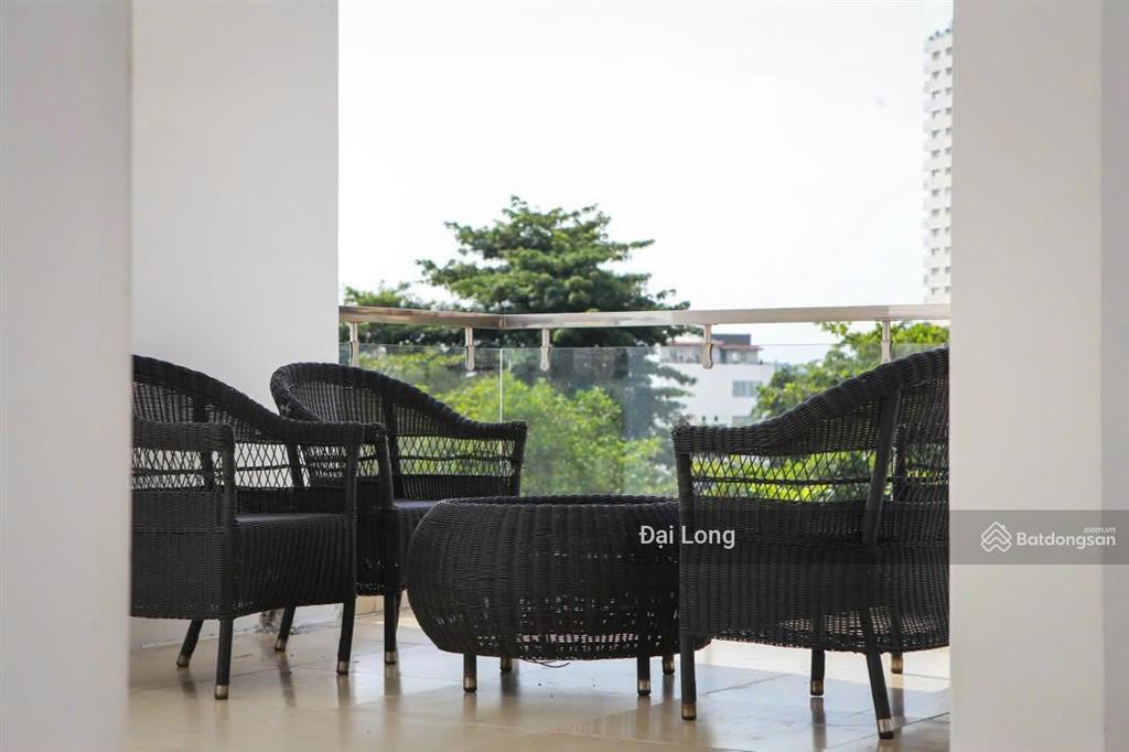 Biệt thự hồ bơi đẹp thứ 2 thảo điền, diện tích 8x25,3m hơn 201,9m2