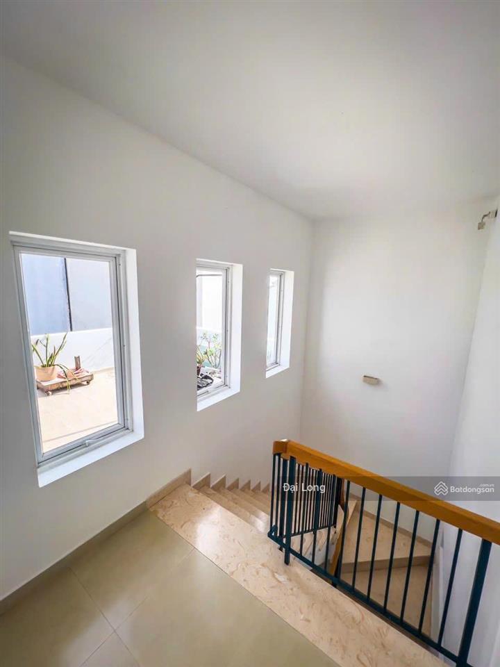 Biệt thự hồ bơi đẹp thứ 2 thảo điền, diện tích 8x25,3m hơn 201,9m2