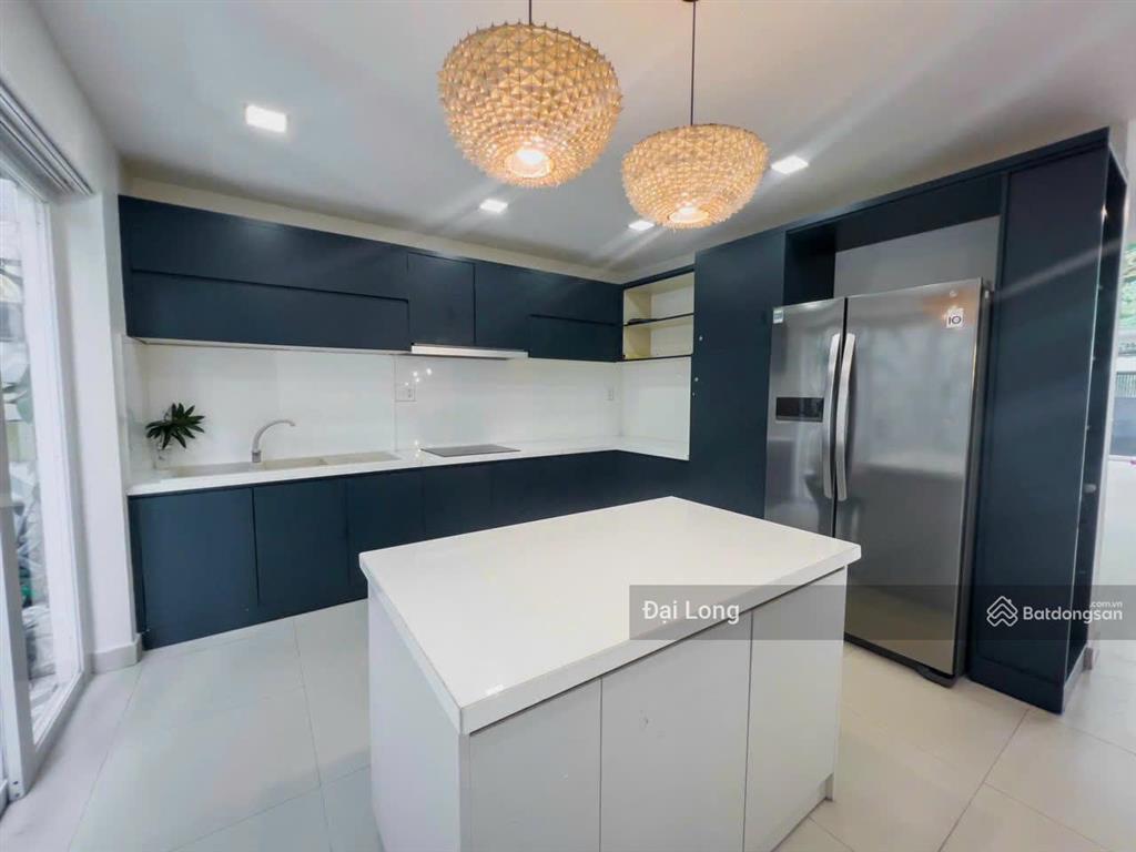 Biệt thự hồ bơi đẹp thứ 2 thảo điền, diện tích 8x25,3m hơn 201,9m2