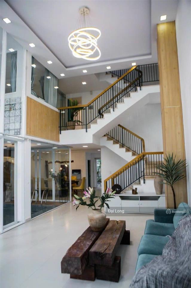 Biệt thự hồ bơi đẹp thứ 2 thảo điền, diện tích 8x25,3m hơn 201,9m2