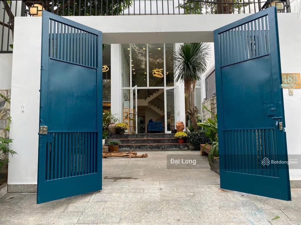 Biệt thự hồ bơi đẹp thứ 2 thảo điền, diện tích 8x25,3m hơn 201,9m2