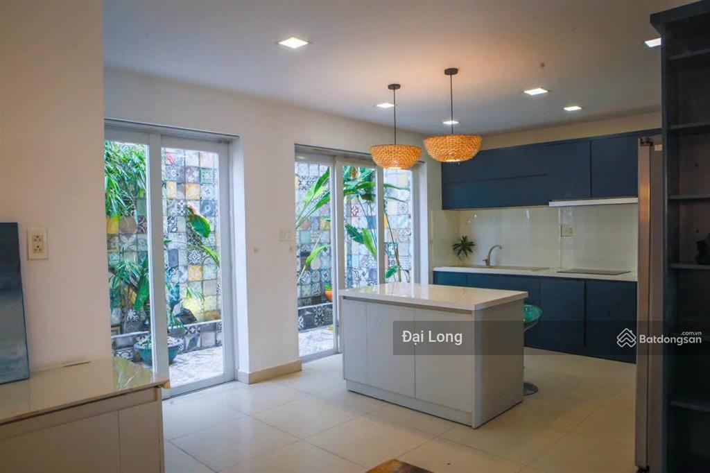 Biệt thự hồ bơi đẹp thứ 2 thảo điền, diện tích 8x25,3m hơn 201,9m2