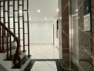 Nhà đẹp view hồ  dt50m2  5 tầng  full nội thất  thang máy xịn sò  ô tô đỗ cửa  ngõ thoáng.