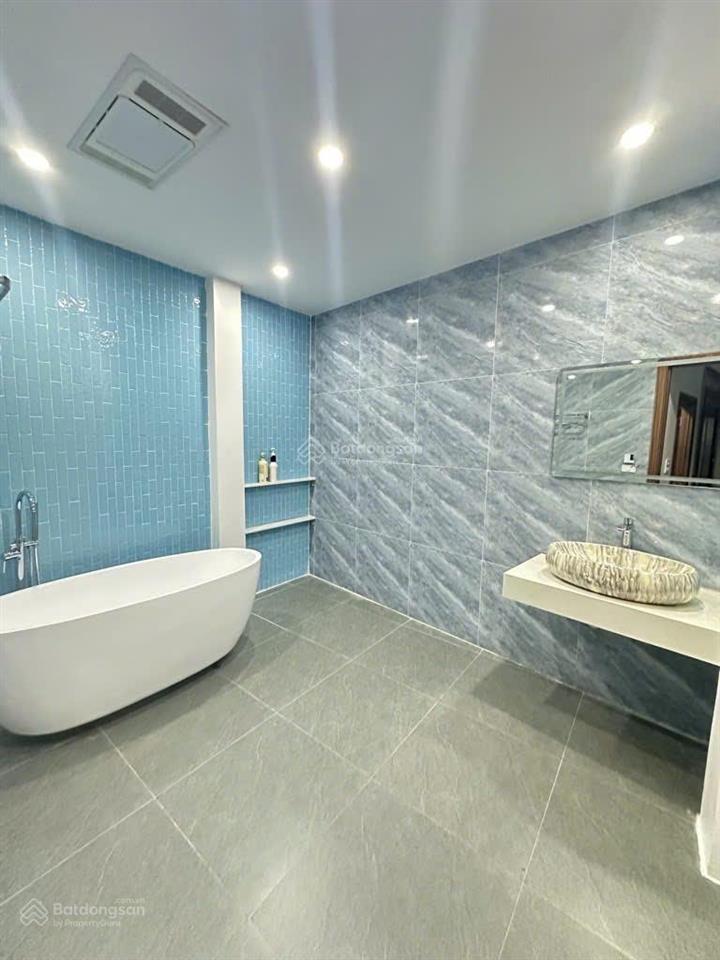 Nhình 9t  45m2  nhà xinh ngọc thụy  thang máy  full nội thất cao cấp  bể sục xông hơi!