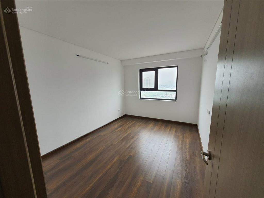 Chính chủ bán chcc 101m2 tầng 14 viễn đông star