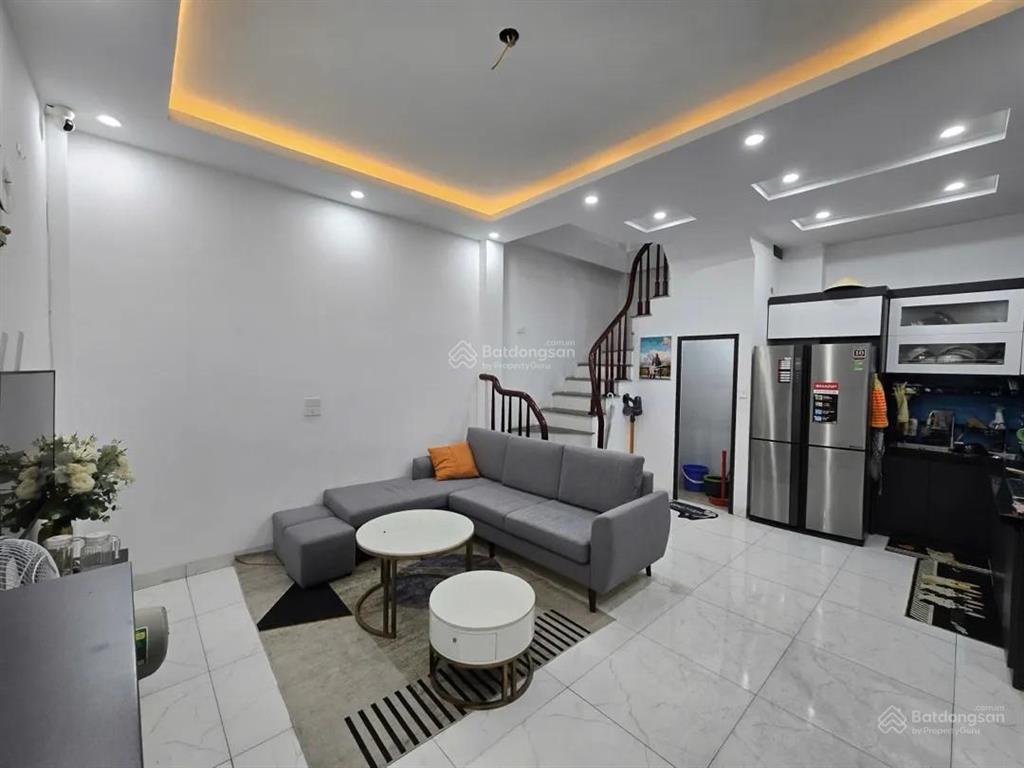 1.	bán nhà vạn khê  29m², 5 tầng, 7,5 tỷ, ngõ 3,4m thông, trước nhà cực sáng, ô tô tránh chỉ 10m