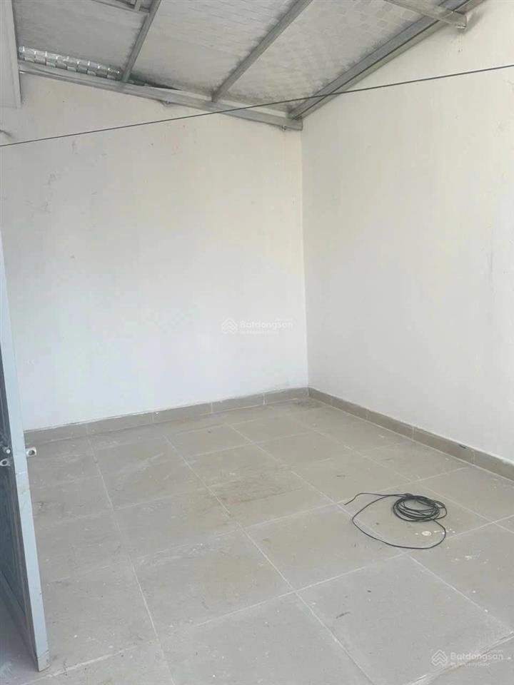 Nhà võ quý huân, hà đông  32m², 4 tầng, 7,5 tỷ, ngõ thông sạch, ba gác đỗ cửa, gần ô tô 30m