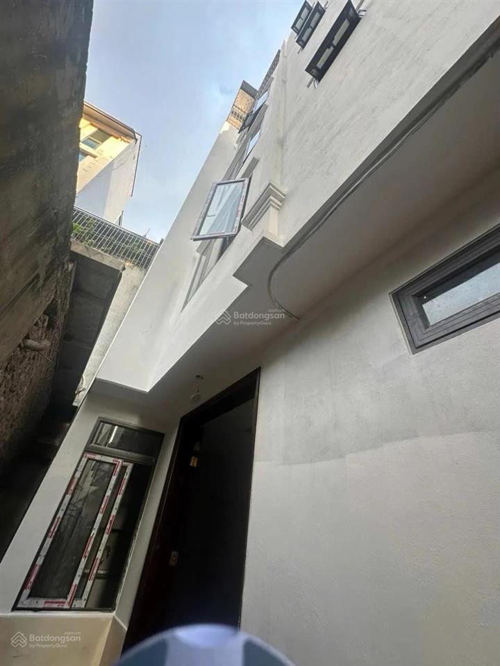 Nhà võ quý huân, hà đông  32m², 4 tầng, 7,5 tỷ, ngõ thông sạch, ba gác đỗ cửa, gần ô tô 30m