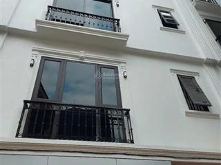 Bán nhà lê trọng tấn, hà đông 33m², 4 tầng, 8,9 tỷ, phân lô, ngõ 3,8m, ô tô đỗ gần, thoáng sáng.