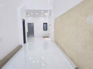 Dtsd 96m2. 2 tầng. hxh, nằm trên đường mã lò thông lê văn quới. g.i.á chỉ 4,x tỷ( x trung học)