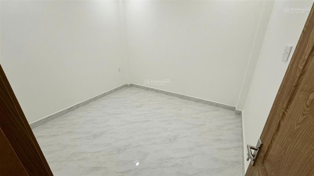 Bán nhà mới đẹp 4 tầng hxh 6m, đường giải phóng  tân bình dt 3.7x15m, 11.5 tỷ tl