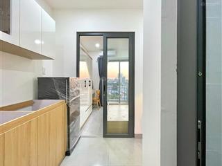 Cho thuê căn hộ dv full nội thất 100% 40m2 thang máy ngay tại bình thạnh gần ngã tư bình thạnh