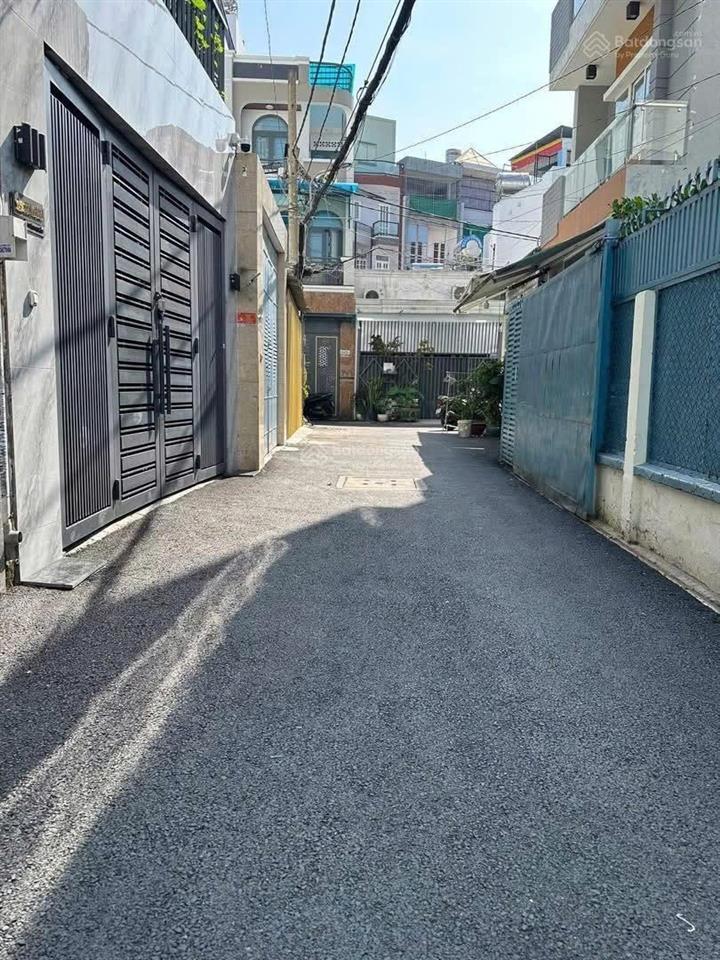Đường đô đốc long  tân quý  tân phú hẻm ô tô  thích hợp gd nhỏ chỉ 1ty6