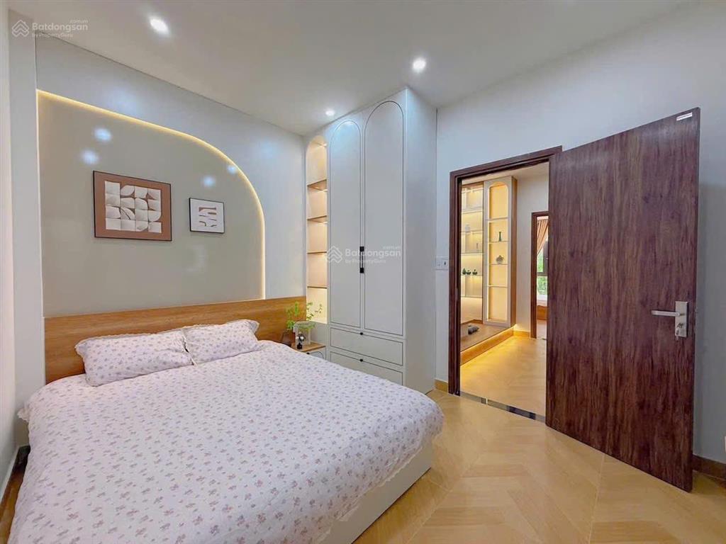 Cần bán gấp nhà ngộp võ oanh, giá sập sàn 1,8 tỷ sổ hồng riêng