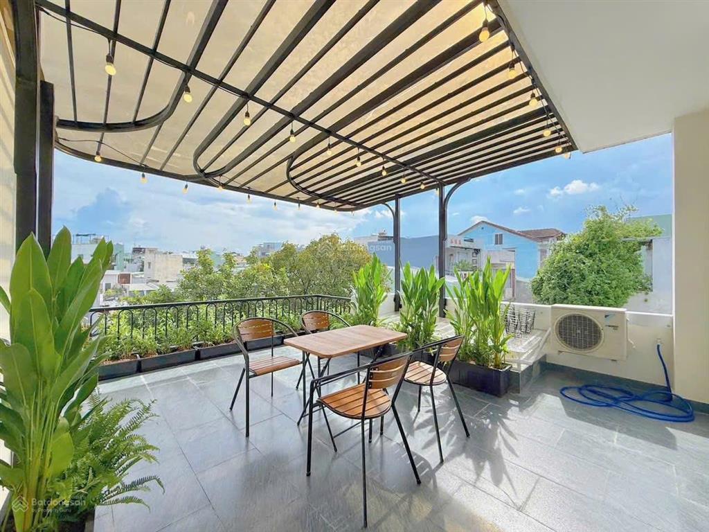 Cần bán gấp nhà ngộp võ oanh, giá sập sàn 1,8 tỷ sổ hồng riêng