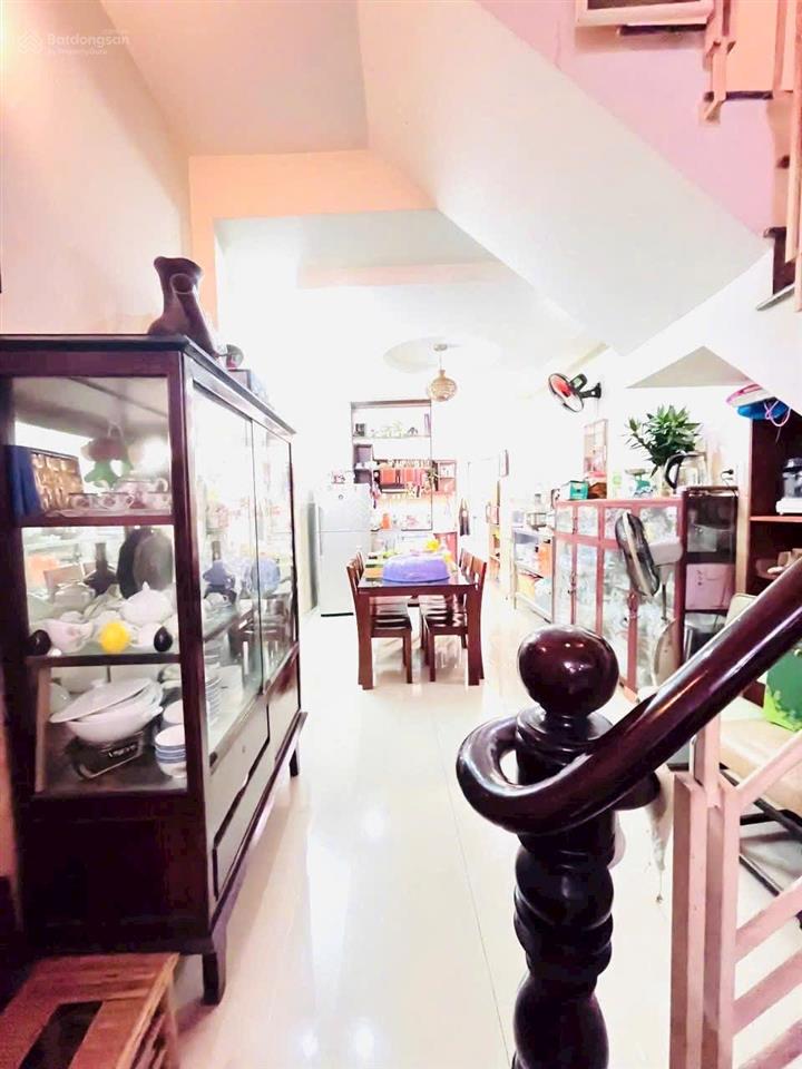 Nhà 4 tầng, sát mặt tiền, 74m2 đất (3.3x22m), nở hậu phạm thế hiển p4 q8